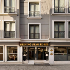 Shining Star Hotel - Bild 1