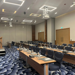 Grand Cosmopolitan Hotel - Bild 13
