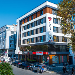 Luxury Life Suites Hotel - Bild 2