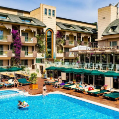 Ambassador Plaza Hotel - Bild 6