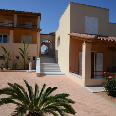 Marias Filoxenia Suites Apart-Hotel thumbnail 11