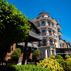 Leon Boutique Hotel 4 Hotel