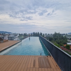 The Deck Patong Apartments - Bild 2