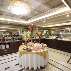 Halifaks Hotel thumbnail 10
