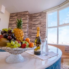 Pinetree Suites Hail photo 2