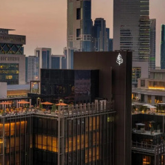 Four Seasons Hotel Dubai International Financial Centre thumbnail 2