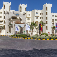 Royal Lagoons Resort & Aqua Park Families and Couples ONLY - Bild 1