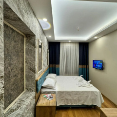 Riverside Hotel - Bild 1