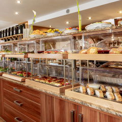 Burgschmiet GmbH Hotel - Bild 2