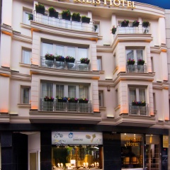 Aprilis Hotel - Bild 1