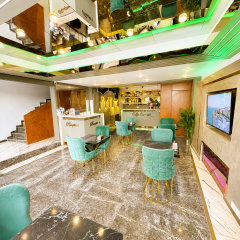 Crowned Plus Hotel - Bild 14