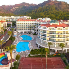Pineta Park Deluxe Hotel - Bild 6