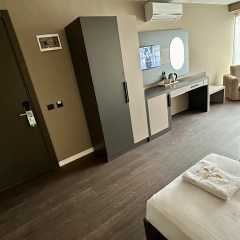 Esse Joven Hotel - Bild 9