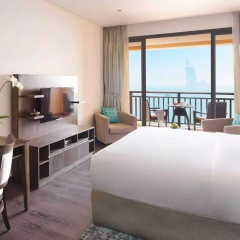 Anantara The Palm Dubai Resort Hotel thumbnail 36