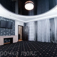Pyaterochka Lyuks Hotel