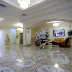 listing card gallery
