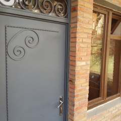 Teonas Guest House thumbnail 7