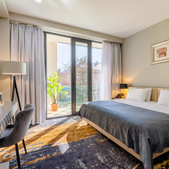 Brosse Garden Hotel