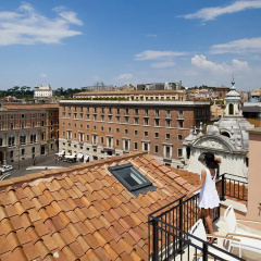 Apartments Oriana Homèl Roma thumbnail 2