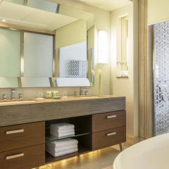 Hilton Dubai Al Habtoor City thumbnail 38