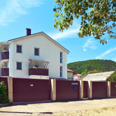 Garmoniya Guest House
