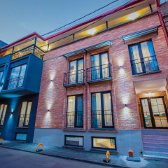 Central Gate Tbilisi Boutique Hotel