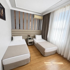 Crowned Plus Hotel - Bild 27
