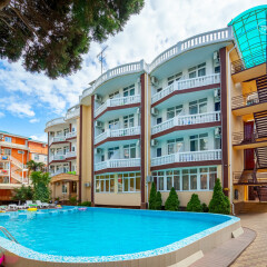 Kiparis Resort by Stellar Hotels Adler в Сочи - забронировать гостиницу Kiparis Resort by Stellar Hotels Adler, цены и фото номеров вид на фасад фото 2