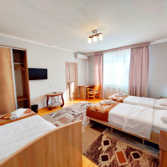 TES Hotel thumbnail 12