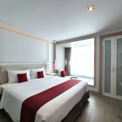 The Bloc Hotel Phuket - Bild 18