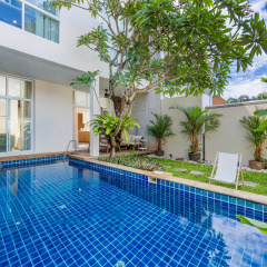 Aura 3BR Private Pool near Naiharn Beach Villa - Bild 1