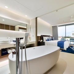 Dream Phuket Hotel and Spa - Bild 15
