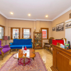 Rosalie Palace - Bild 2