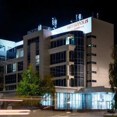 Metropolis Hotel