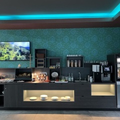 Attaché an der Messe Hotel - Bild 8