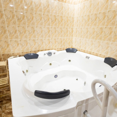 Отель 6