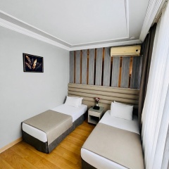Crowned Plus Hotel - Bild 29
