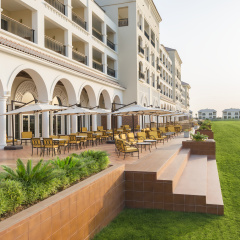 Al Habtoor Polo Resort - Bild 24