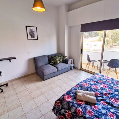 Central Square Nomadic Rooms Apartments in Larnaca, Cyprus from 29$, photos, reviews - zenhotels.com photo 16