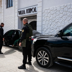 Гостиница Вилла Купол в Поповке отзывы, цены и фото номеров - забронировать гостиницу Вилла Купол онлайн Поповка вид на фасад фото 2