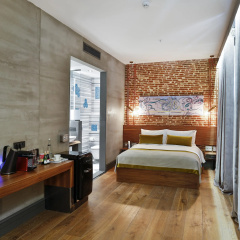 The Public Hotel thumbnail 15