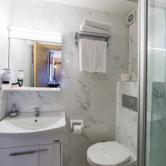 Naz Wooden House Inn Hotel - Bild 10