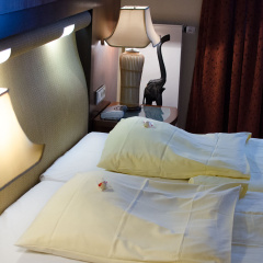 Royal Inn Hotel - Bild 1