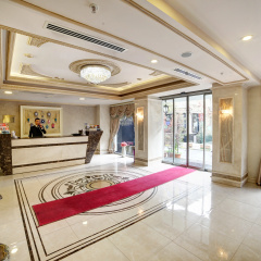 Halifaks Hotel thumbnail 2