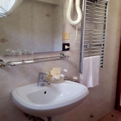 Carlton Capri Hotel - Bild 20