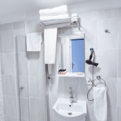 EA Exclusive Hotel - Bild 9