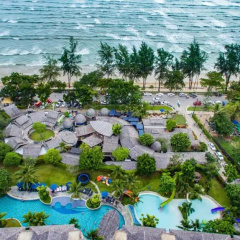 Holiday Ao Nang Beach Resort Krabi - Bild 1