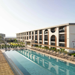 Monk Resort Hotel - Bild 2