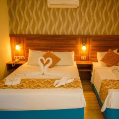Emily Rose Hotel - Bild 12