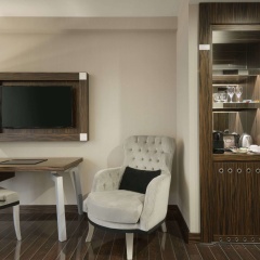 Ramada Hotel & Suites by Wyndham Istanbul Sisli - Bild 3